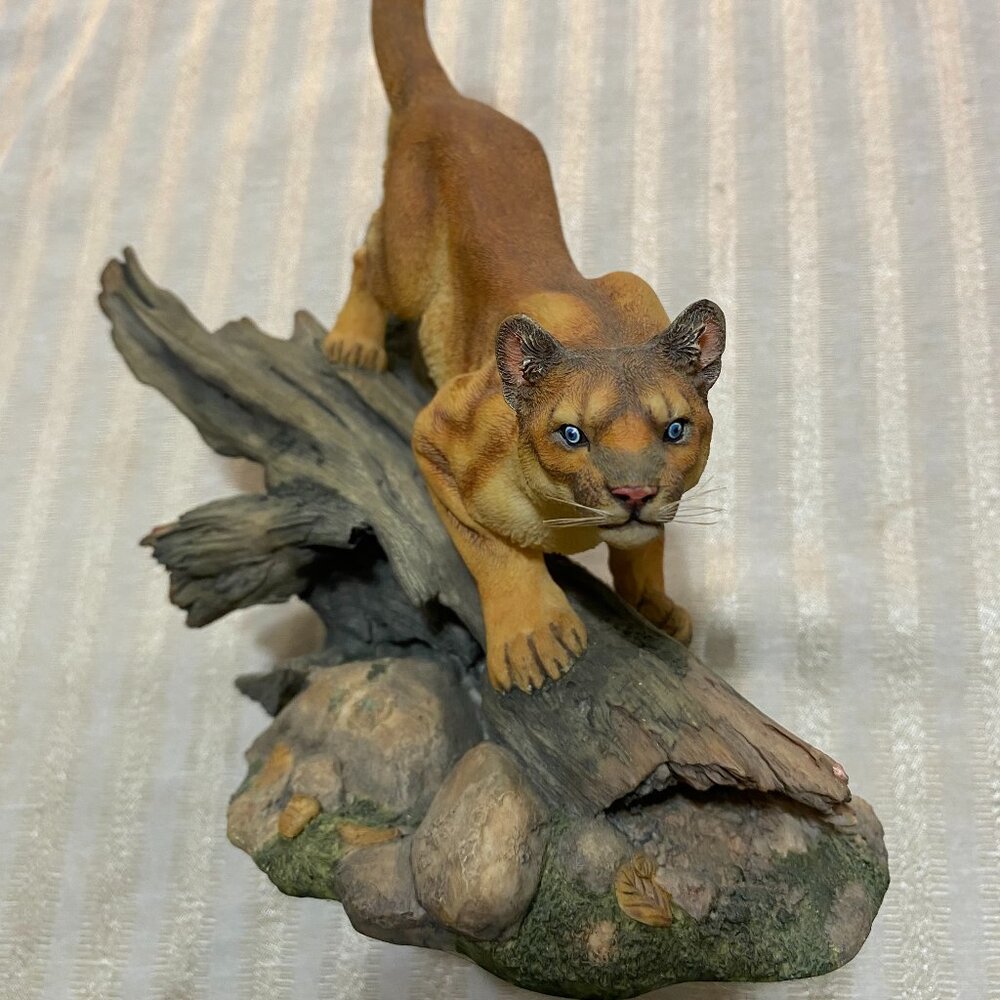 THE DANBURY MINT ON THE SILENT PERSUIT FIGURE BY NICK BIBBY